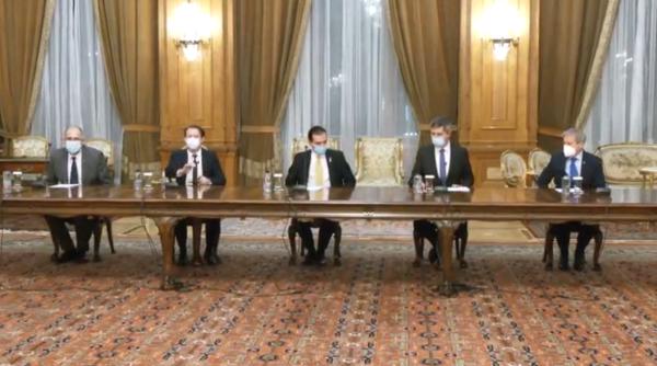 Liderii PNL, USR PLUS şi UDMR au semnat acordul de guvernare 2020-2024