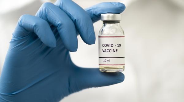 Vaccinul a AJUNS în România! Gata, intrăm într-o nouă ETAPĂ