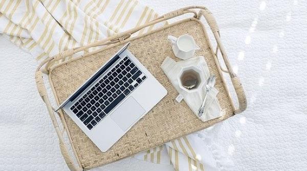 Știrile dimineții. Despre banii românilor, vouchere și prețul energiei