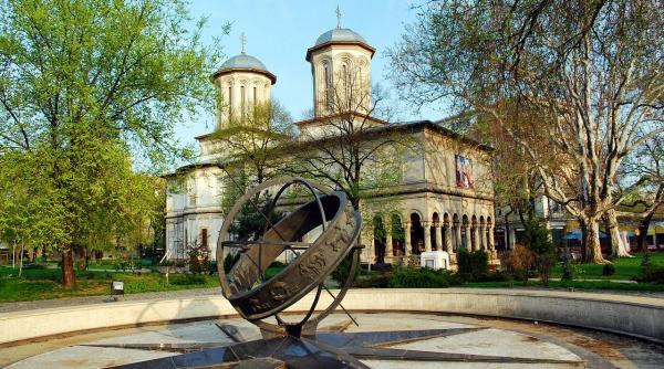 REVELION 2021. PREMIERĂ ISTORICĂ: Ce se întâmplă la biserică