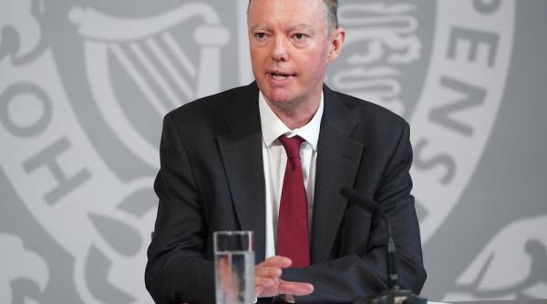 Anunț ȘOCANT! Un om din 50 are Covid-19 în Marea Britanie