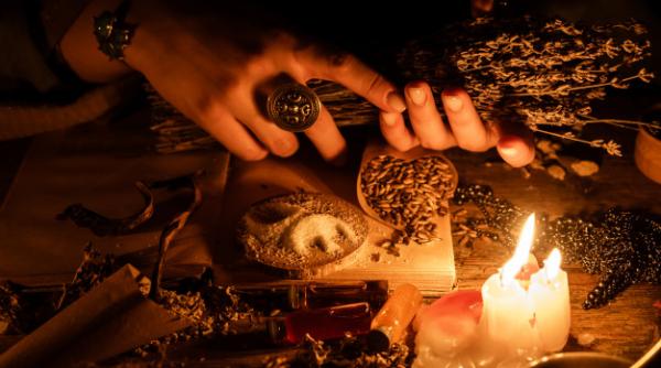 Tradiții și obiceiuri de BOBOTEAZĂ! Ce NU e bine să faci