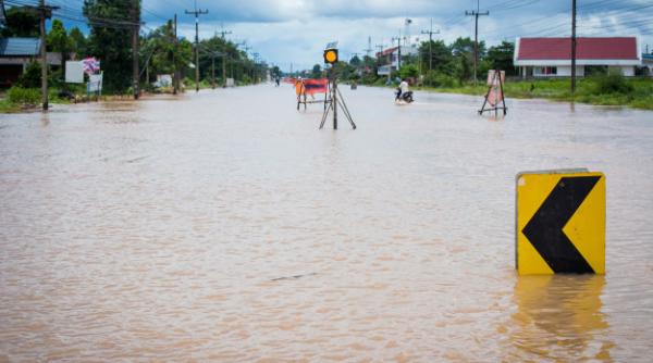 INHGA: Cod GALBEN şi Cod PORTOCALIU de INUNDAȚII