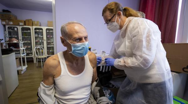 Cu cât vor fi plătite cadrele medicale implicate în procesul de vaccinare