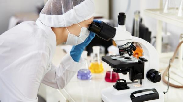 Nou medicament. Rezultate extraordiare în tratarea bărbaților cu Covid-19