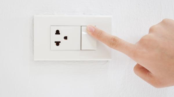 Alimentarea cu energie electrică, ÎNTRERUPTĂ