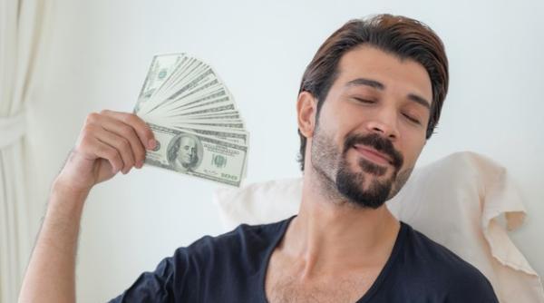 Horoscop 2021. Cea mai NOROCOASĂ zodie din această lună