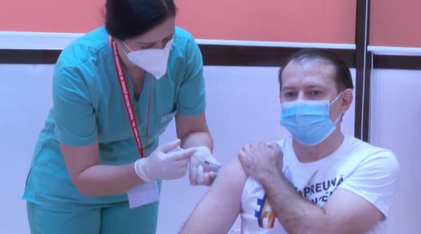 Premierul Florin Cîţu s-a vaccinat anti-COVID-19