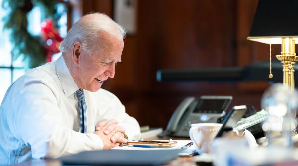 Joe Biden, DEBUT în forță! Ce vrea să anuleze din prima zi de MANDAT