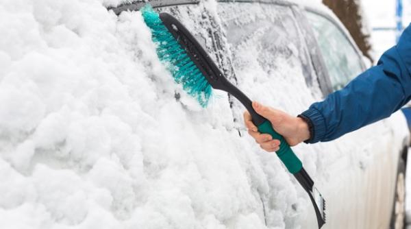 Vremea în București: Va NINGE şi se va DEPUNDE strat MARE de zăpadă 