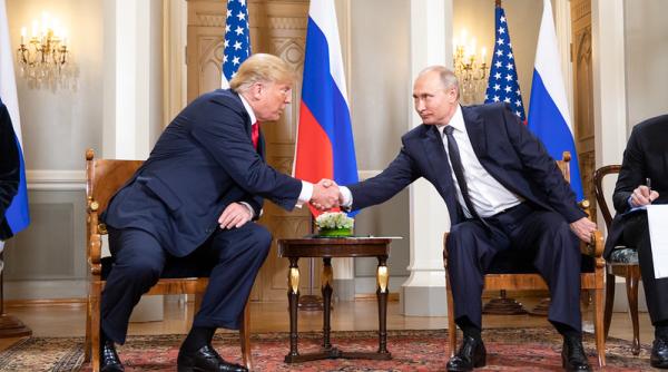 De ce KGB-ul i-a salvat afacerile lui Donald Trump. Explicațiile unui fost spion