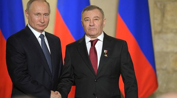 Cine este oligarhul care pretinde că ”Palatul lui Putin” este al lui