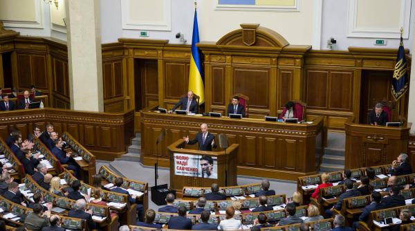 Scandal monstru în Ucraina. Trei televiziuni pro-ruse au fost închise