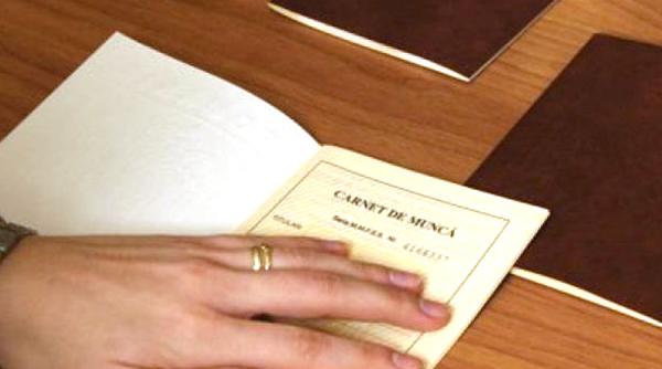 Cine trebuie să-și ridice Carnetul de muncă OBLIGATORIU de la ITM