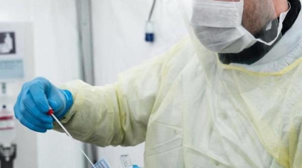 Șef OMS: Există o linie subţire între speranţa unui vaccin şi un FALS sentiment de siguranţă