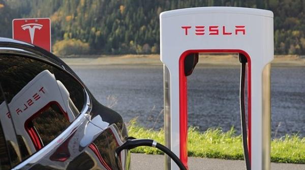 Tesla va fabrica vehicule electrice în sudul Indiei 