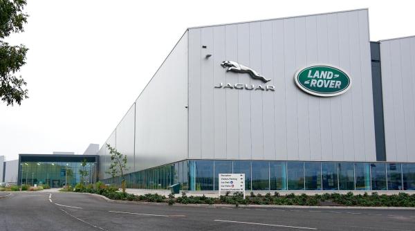 Ce se ÎNTÂMPLĂ cu aceste MAȘINI până în 2030