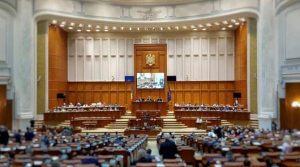 Eliminarea pensiilor speciale ale parlamentarilor, votată favorabil