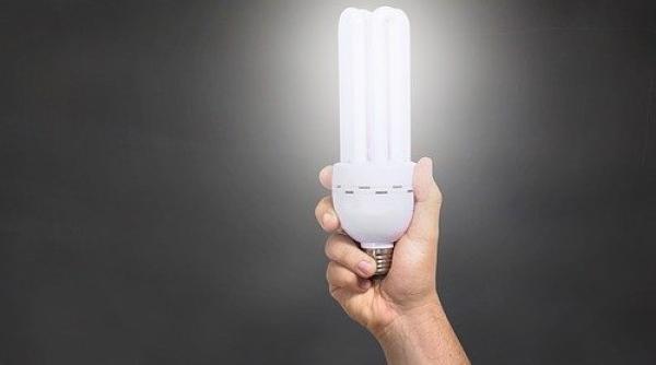 Oficial E.ON. ÎNDEMN: NU vă grăbiți să încheiați CONTRACTE noi la energie