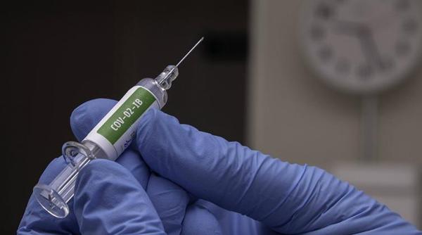 Vaccinul de la AstraZeneca. Noi REGULI de administrare în România