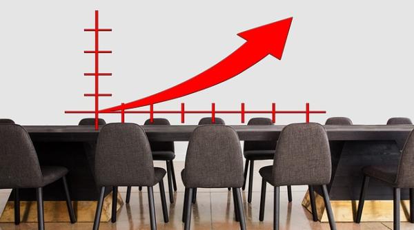 Vai de buzunarele românilor! EURO a atins al cincilea maxim istoric