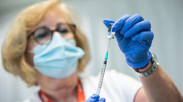 Valeriu Gheorghiță: Etapa a III-a a vaccinării începe în 9 localități