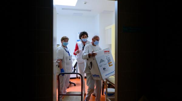 A început a treia etapă de vaccinare în mai multe orașe