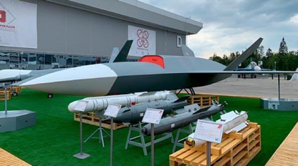 ”TUNETUL” lovește cu zeci de ”FULGERE”! Asta face noua ARMĂ a Rusiei 