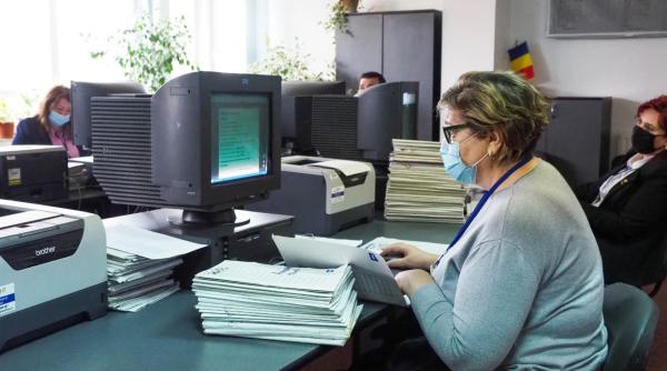 Angajații Caselor de Pensii sunt SUPRAÎNCĂRCAȚI. Ce spune ministrul Muncii