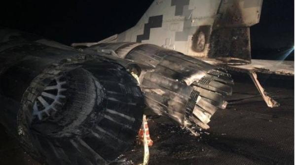 Avion MIG-29, distrus de o mașină. Cum s-a întâmplat (Foto)