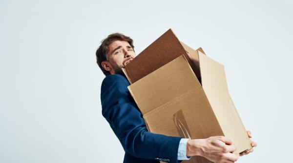 Nokia face CONCEDIERI pe BANDĂ RULANTĂ