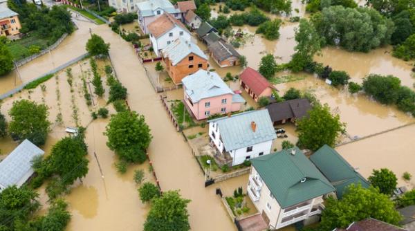 INHGA: Cod PORTOCALIU de INUNDAȚII în 2 județe din România