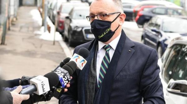 Ministrul Educației a ANUNȚAT ce se întâmplă cu TEZELE. E important