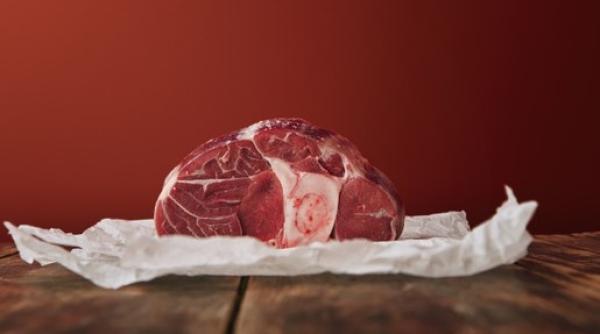 Elveţia vrea să importe carne de calitate superioară din România
