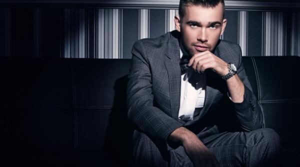 Horoscop 2021. Bărbații care nu se lasă VRĂJIȚI cu una, cu două