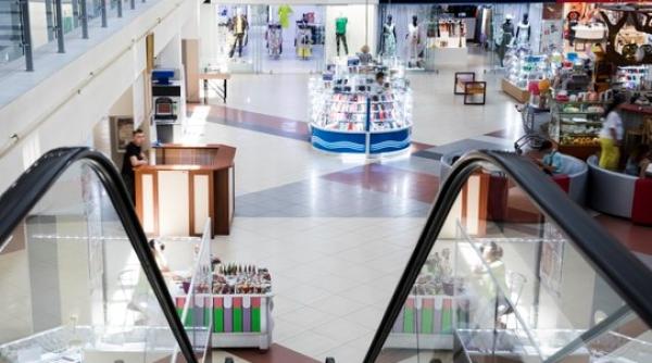 Piedone suspendă restricțiile. Mall-urile si terasele pot rasufla ușurate