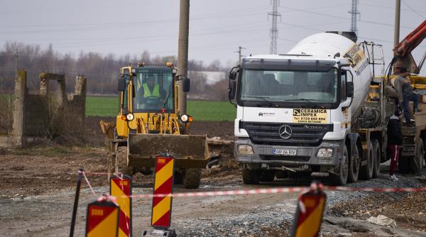 Autostrada Unirii. Ministrul Transporturilor a semnat două contracte