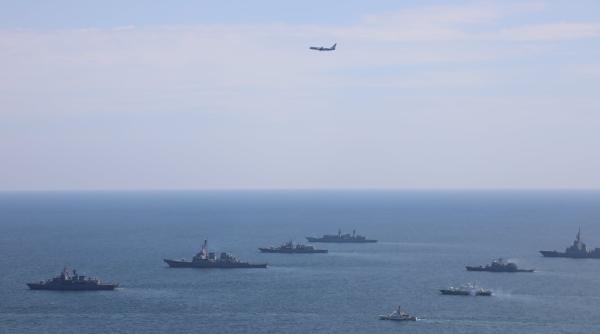 Se încing spiritele în Marea Neagră. Moscova transferă nave din Marea Caspică iar SUA răspund