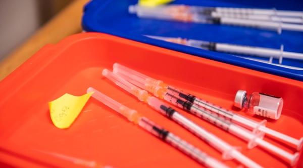 Vom avea un nou vaccin anti-COVID-19. Tot ce trebuie să știi despre noul ser