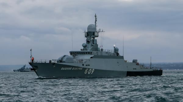 NATO către Moscova: Îi cerem Rusiei să GARANTEZE