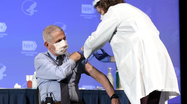 Dr. Fauci, predicții legate de vaccinul Johnson & Johnson