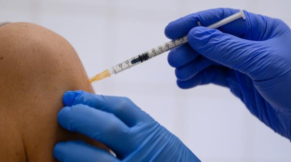 Vești proaste legate de încă un vaccin. EMA, confirmă