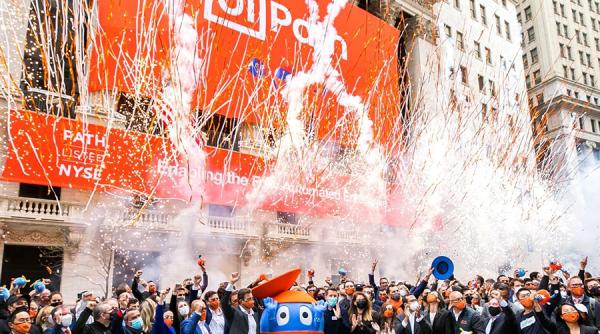Acțiunile unicornului românesc UiPath CRESC RAPID pe bursa de la New York VIDEO