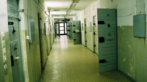 Închisoare STASI, renovată ca să arate la fel