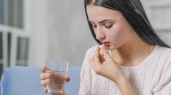 Pastila care tratează COVID-19. Pfizer anunță când va fi gata