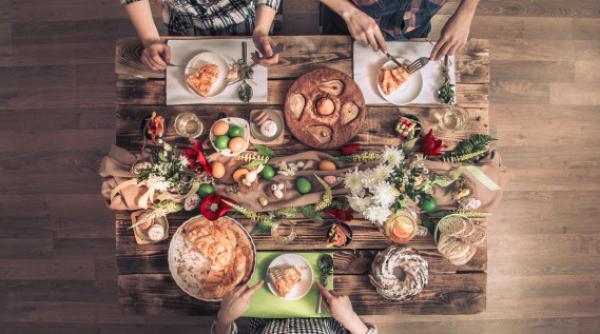 Când ar trebui sa mâncăm bucatele de Paști. Preotul Andrei Zamfiroiu explică