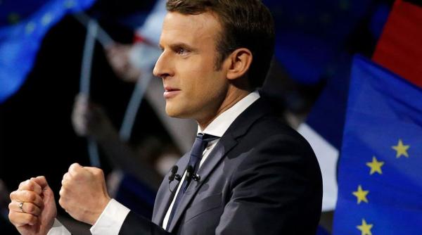 Emmanuel Macron accelerează calendarul pentru vaccinare "în marș forțat"