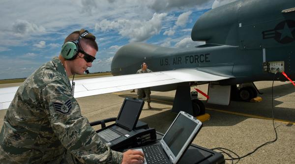 DRONE-SPION ale SUA, la granițele Rusiei. S-au comportat CIUDAT