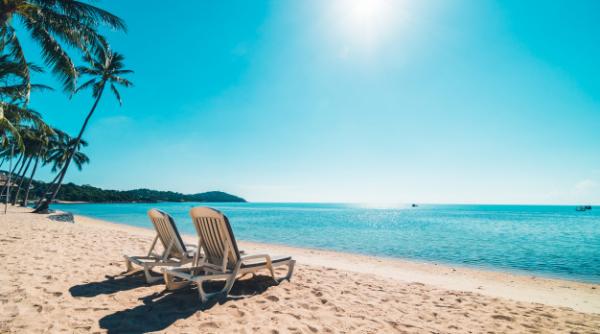 Grecia: Plajele private se redeschid