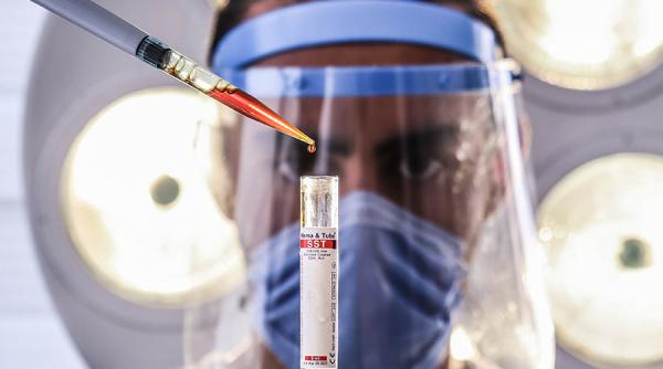 EXTRAORDINARĂ veste. Cât rezistă de fapt anticorpii după COVID-19